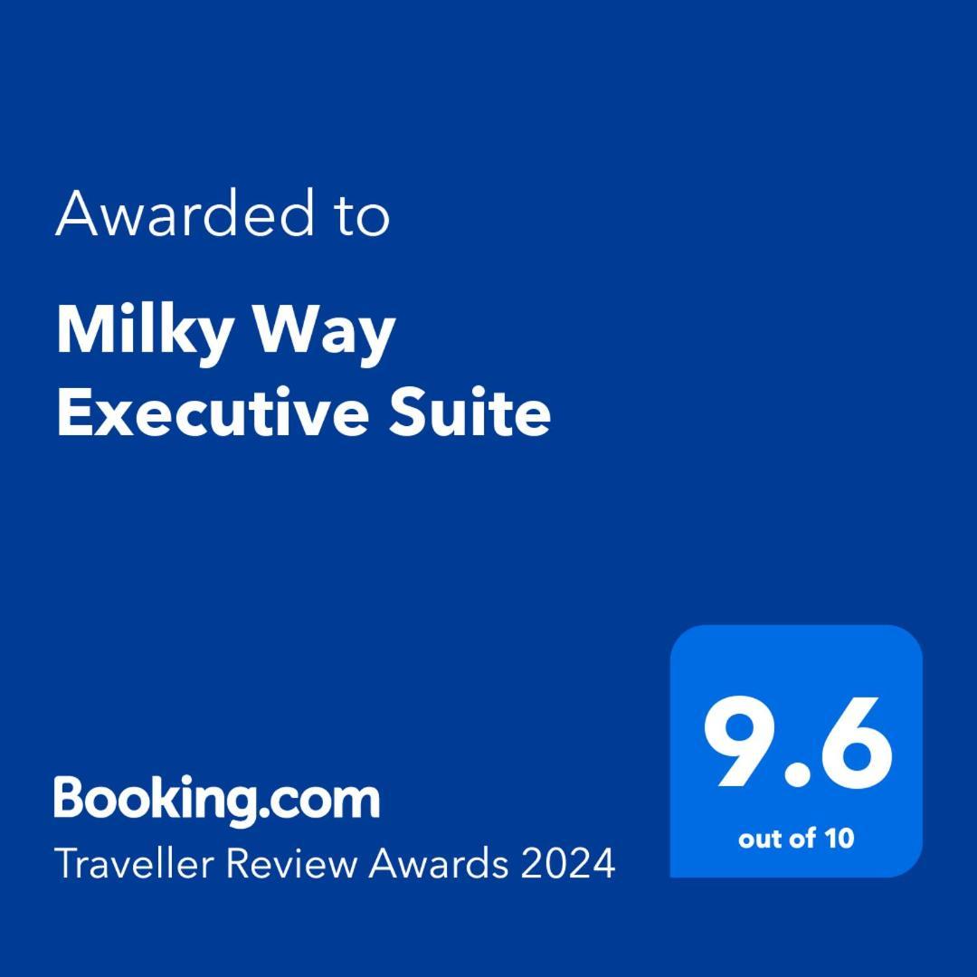 Milky Way Executive Suite Херманус Экстерьер фото